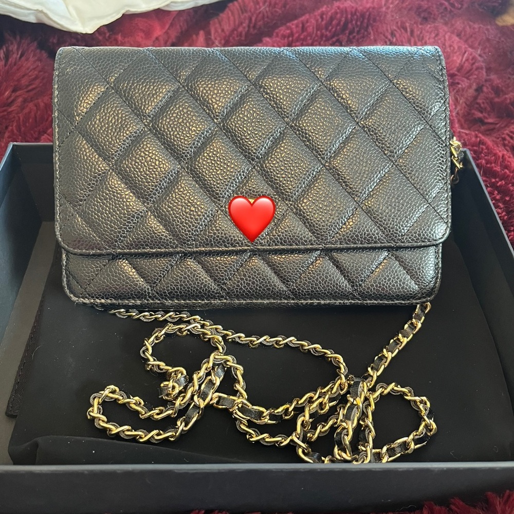 Black Quilted WOC w/ gold hardware- Please Read Description ❗️